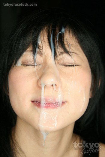 Japanese uncensored wild throat sex